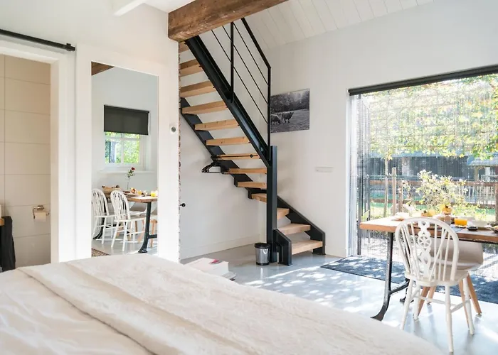 Bed & Breakfast Puur8a 3*